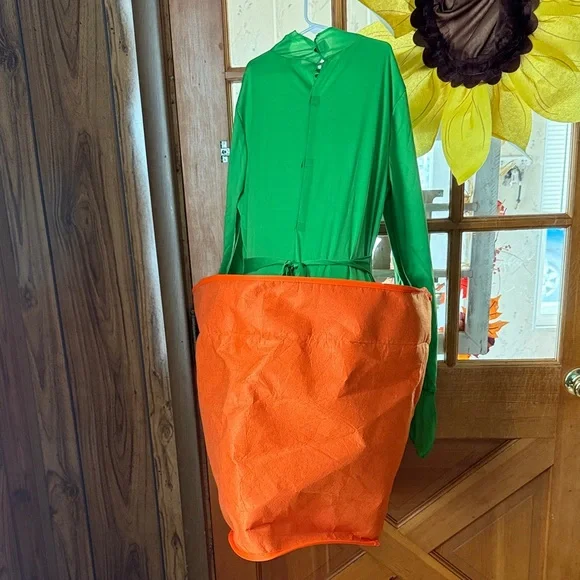 Flower Pot Costume - Picture 5 of 5